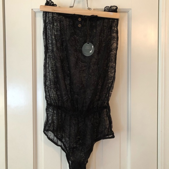 NWT Undrest lace one piece romper size 2 - Picture 1 of 5